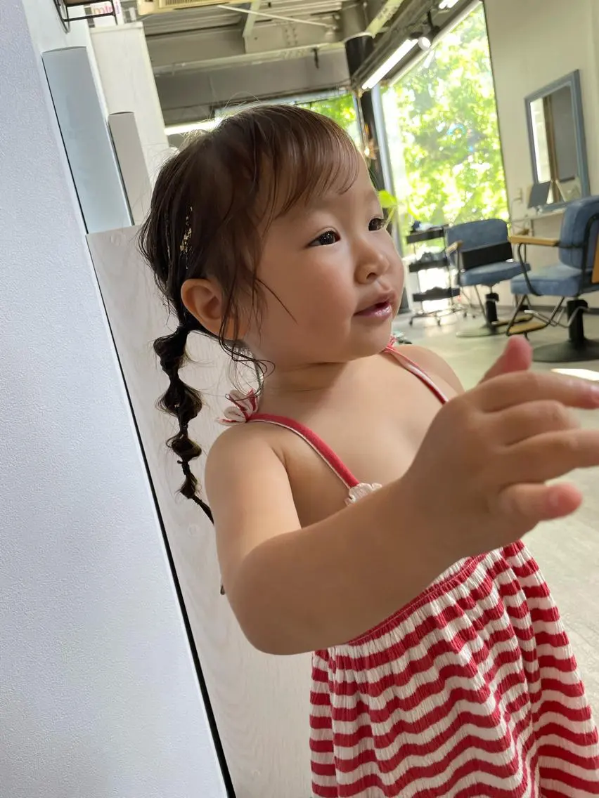 ヘアアレンジ キッズ 玉ねぎヘアー オノ アカネのヘアスタイル