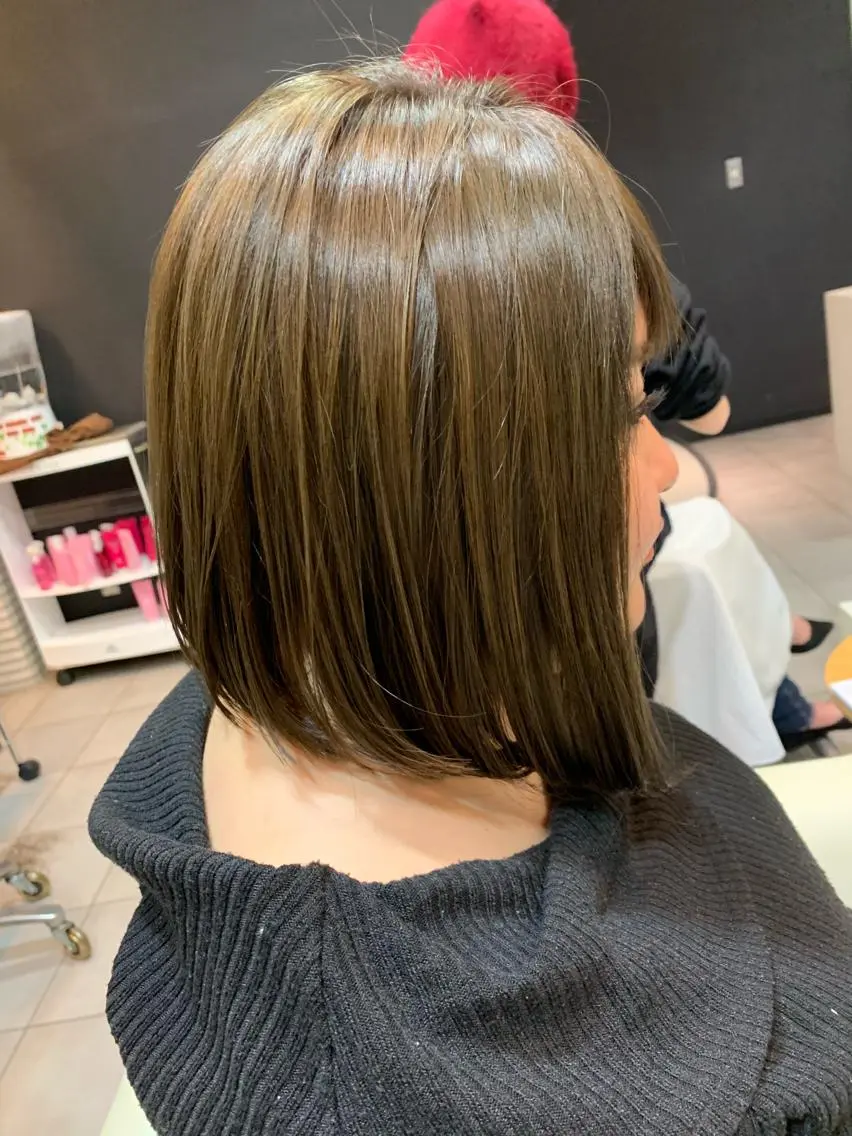 ミディアム カラー 金村 綾芽のヘアスタイル