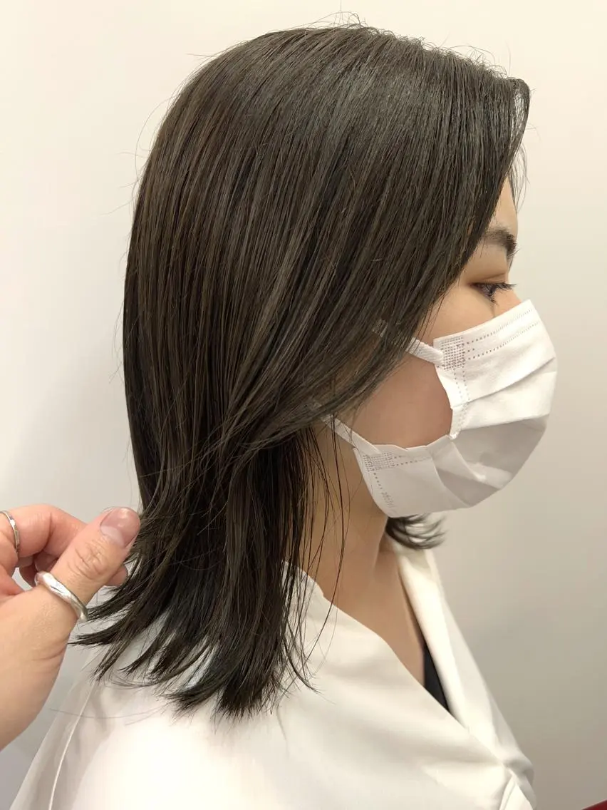 ミディアム カット ヘアカラー 三輪 恭平のヘアスタイル