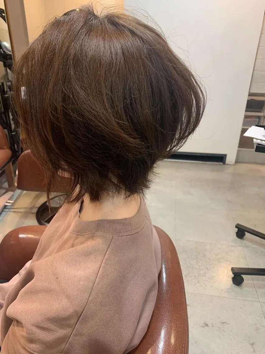 ショート 吉田 茉生のヘアスタイル