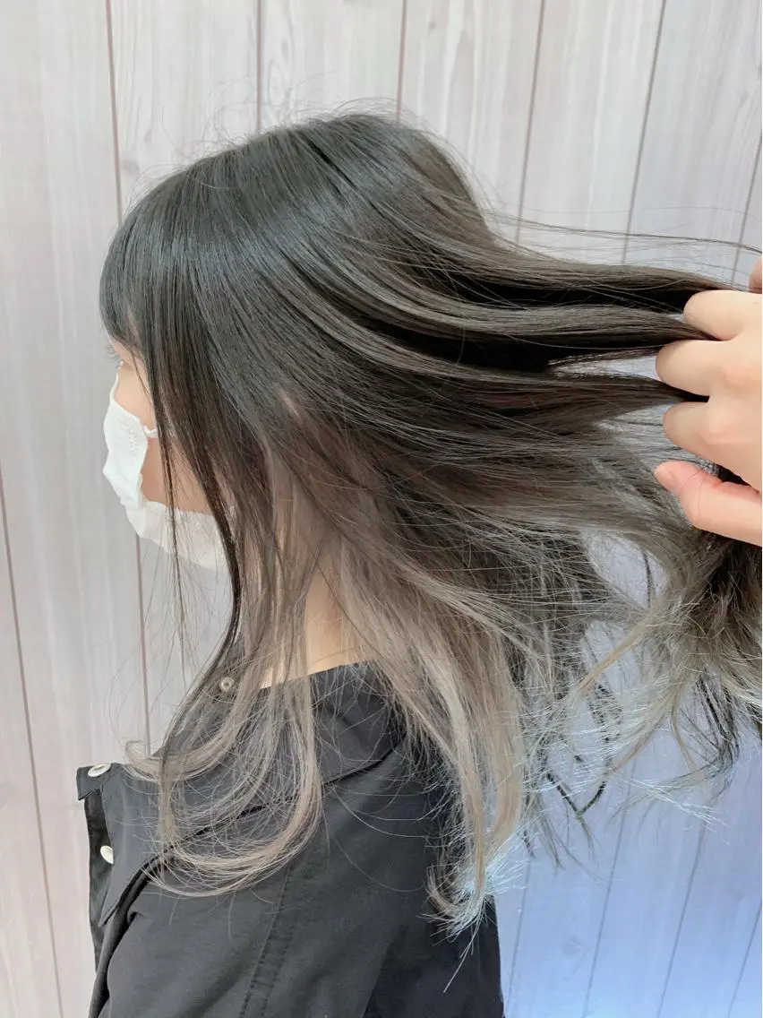 ロング カラー インナーカラー ヘアカラー トリートメント 産休中です。 🌹sayu🌹のヘアスタイル