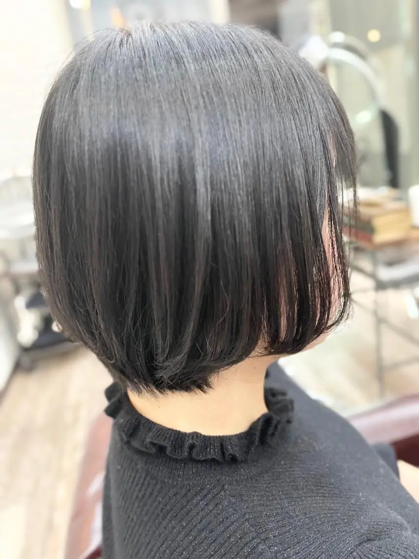 ショート ボブ 💎白髪染めも対応 🙆👌山本明菜のヘアスタイル