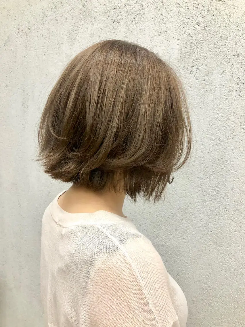 カラー ブラウンカラー オレンジ 岡田 真綾のヘアスタイル