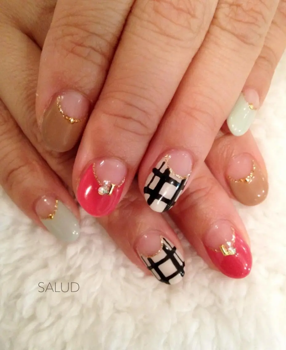 ショート ネイル Nail Salon SALUDのネイルデザイン
