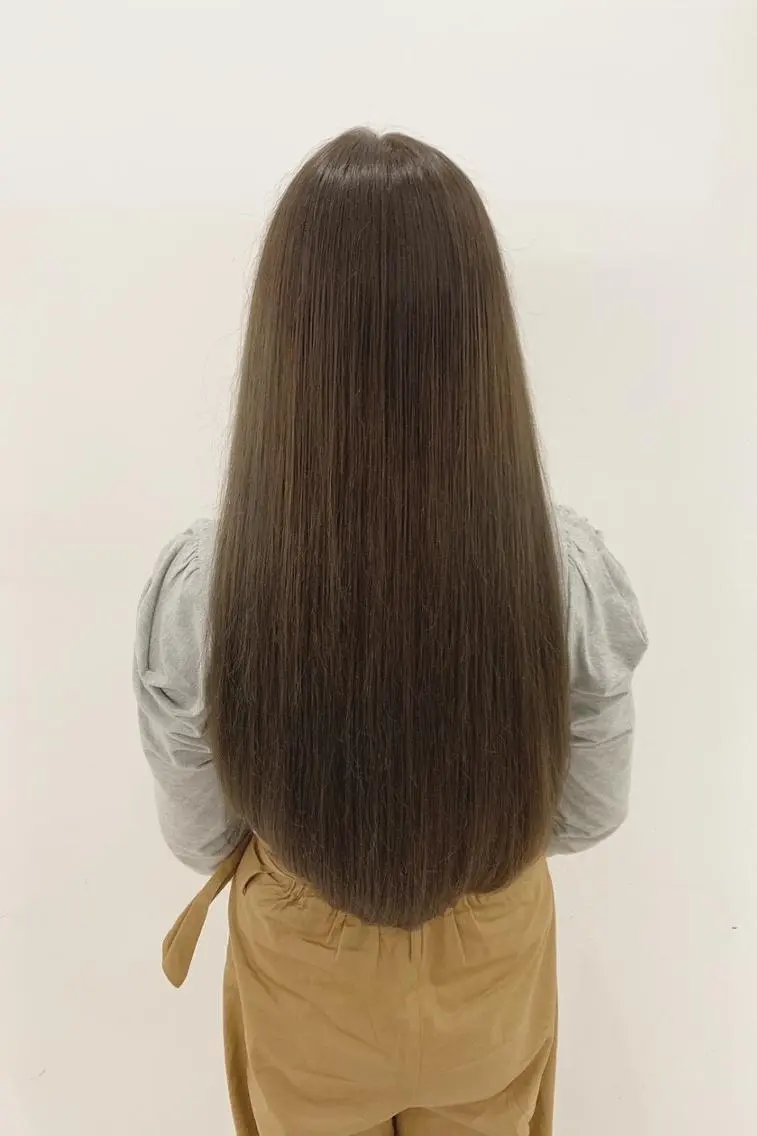 ミディアム カラー パーマ ヘアカラー トリートメント 西藤 葵のマツエク・マツパデザイン