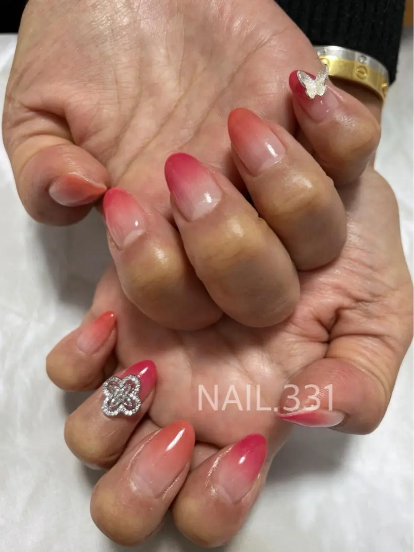 ネイル Nail 331のネイルデザイン