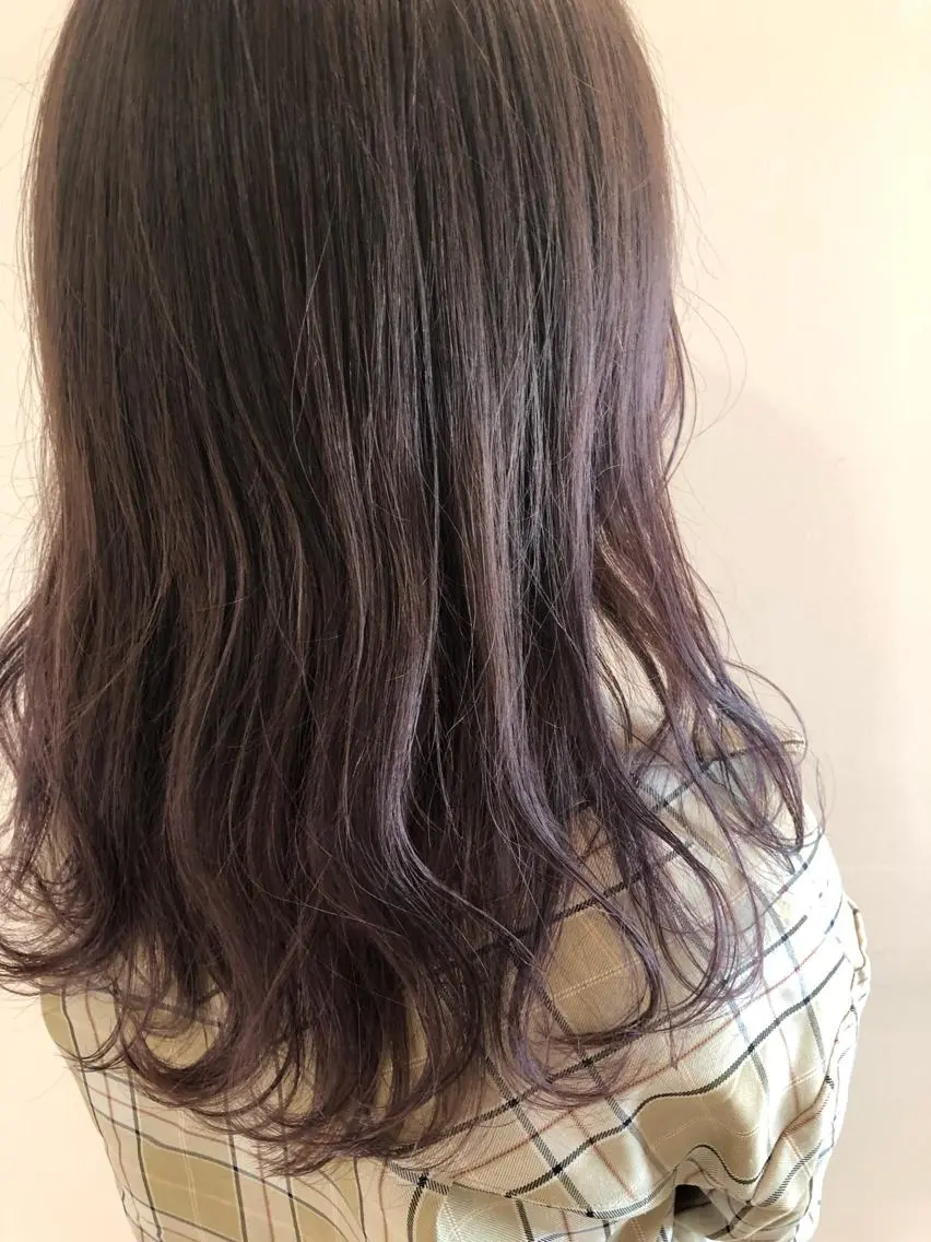 ロング カラー グラデーションカラー バイオレットカラー 盛れるレイヤーカット 得意🌹井上美沙のヘアスタイル