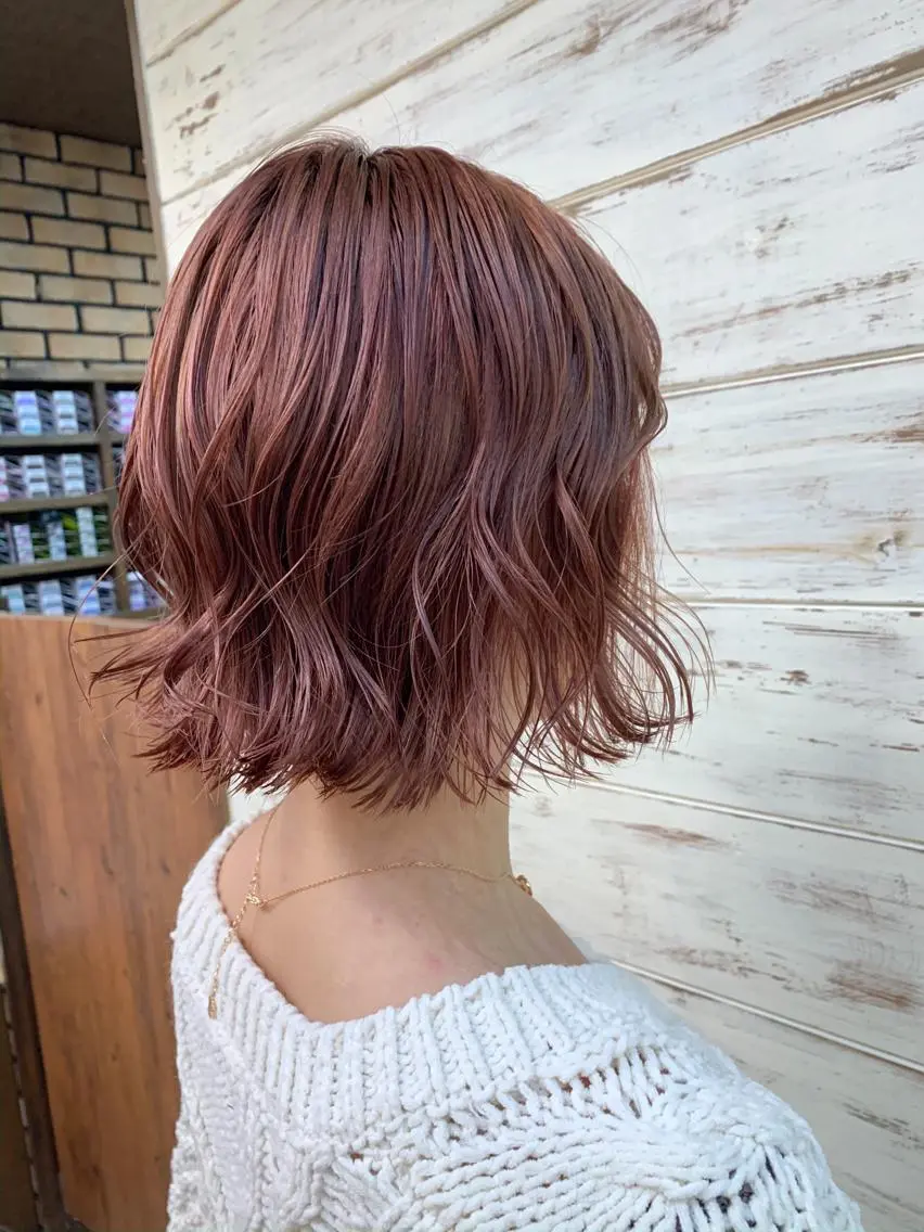 カラー ピンクカラー イワタ マハ/ minim hairのヘアスタイル