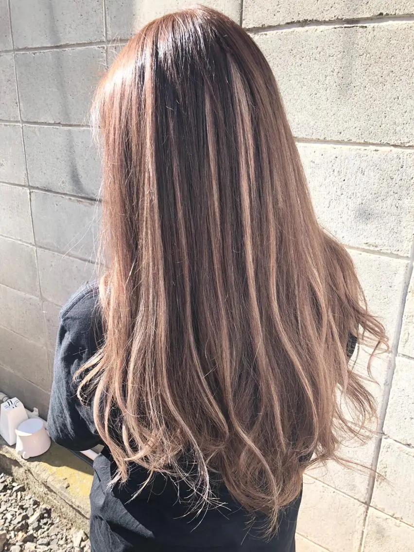 カラー 最高級エクステ /羽エクステ白石宇由のヘアスタイル