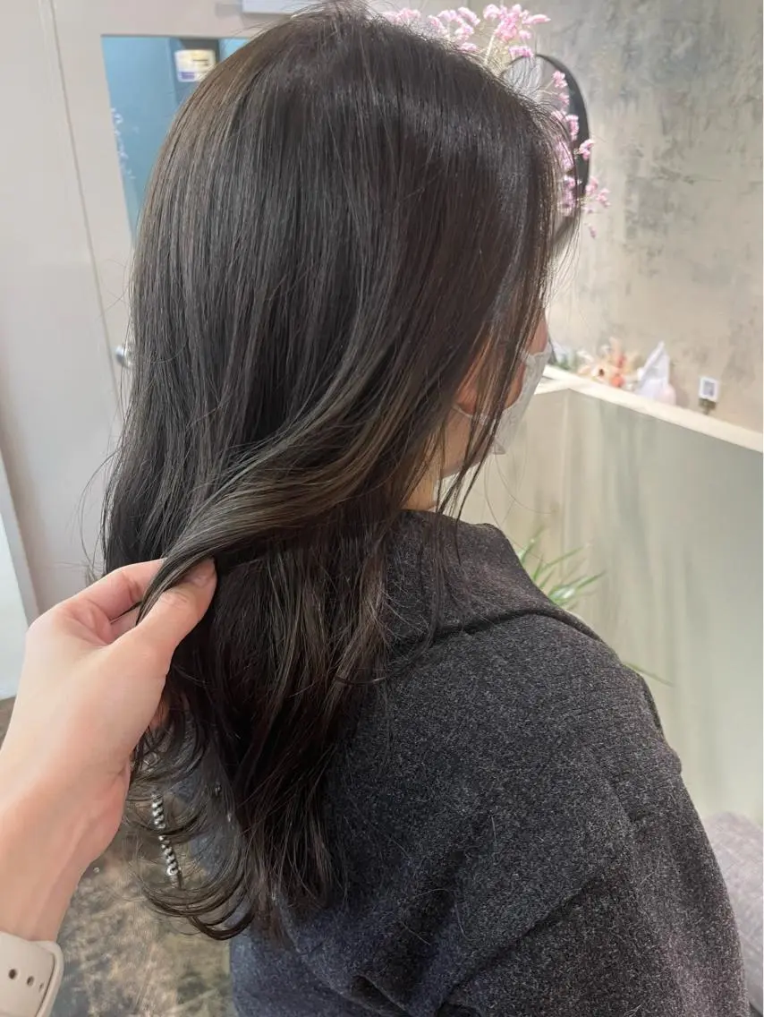 セミロング カット ヘアカラー 西山 紗耶香🪽 透明感カラー/ボブのヘアスタイル