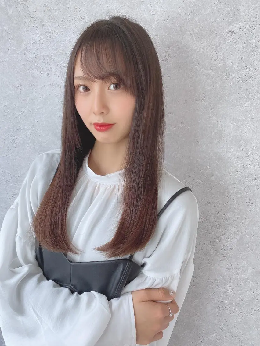 ロング カラー ベージュカラー ブリーチ ダブルカラー グレージュ ミルクティーベージュ 髪質改善美容師 個室サロン白金厚哉のヘアスタイル