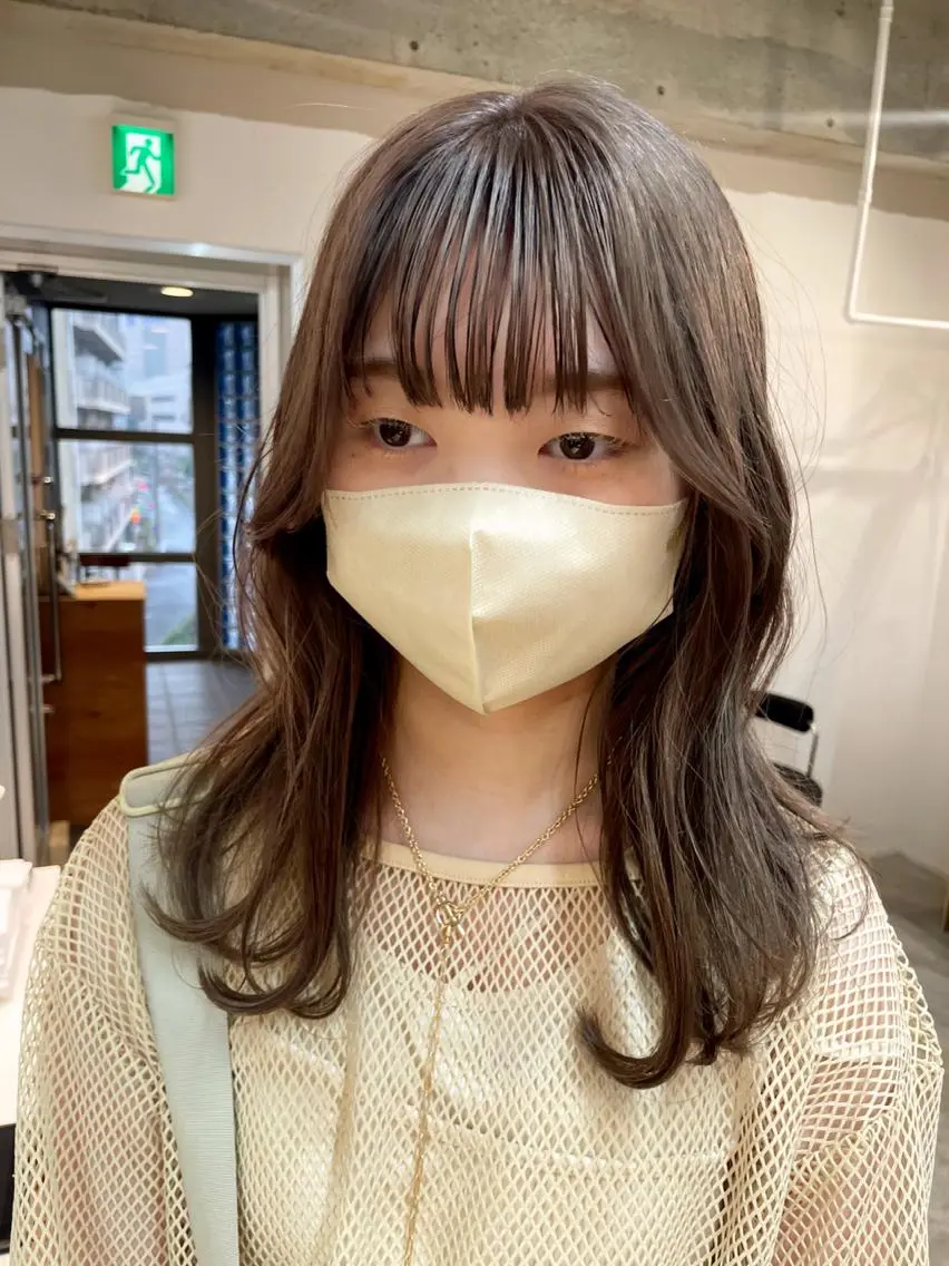 セミロング カラー ブリーチ fit/ madokaのヘアスタイル
