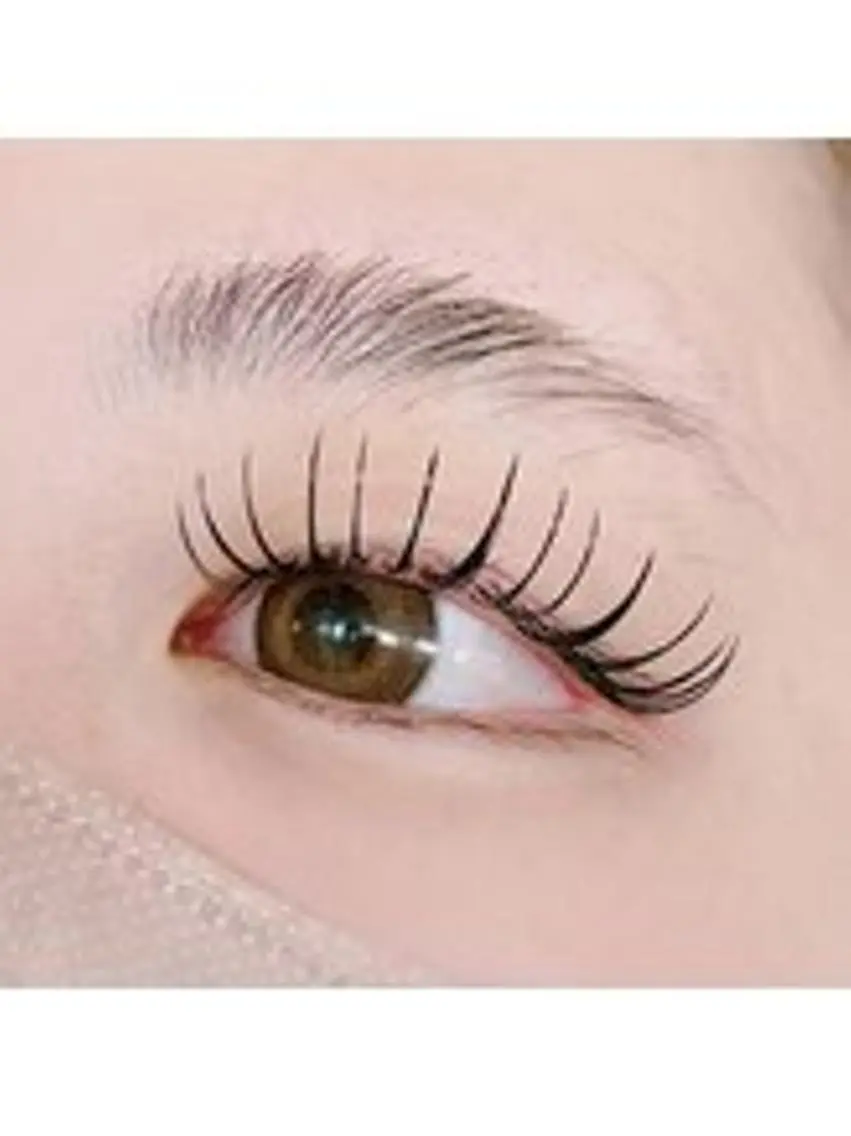 マツエク・マツパ マツエク The Nail& EyeLash アモのマツエク・マツパデザイン