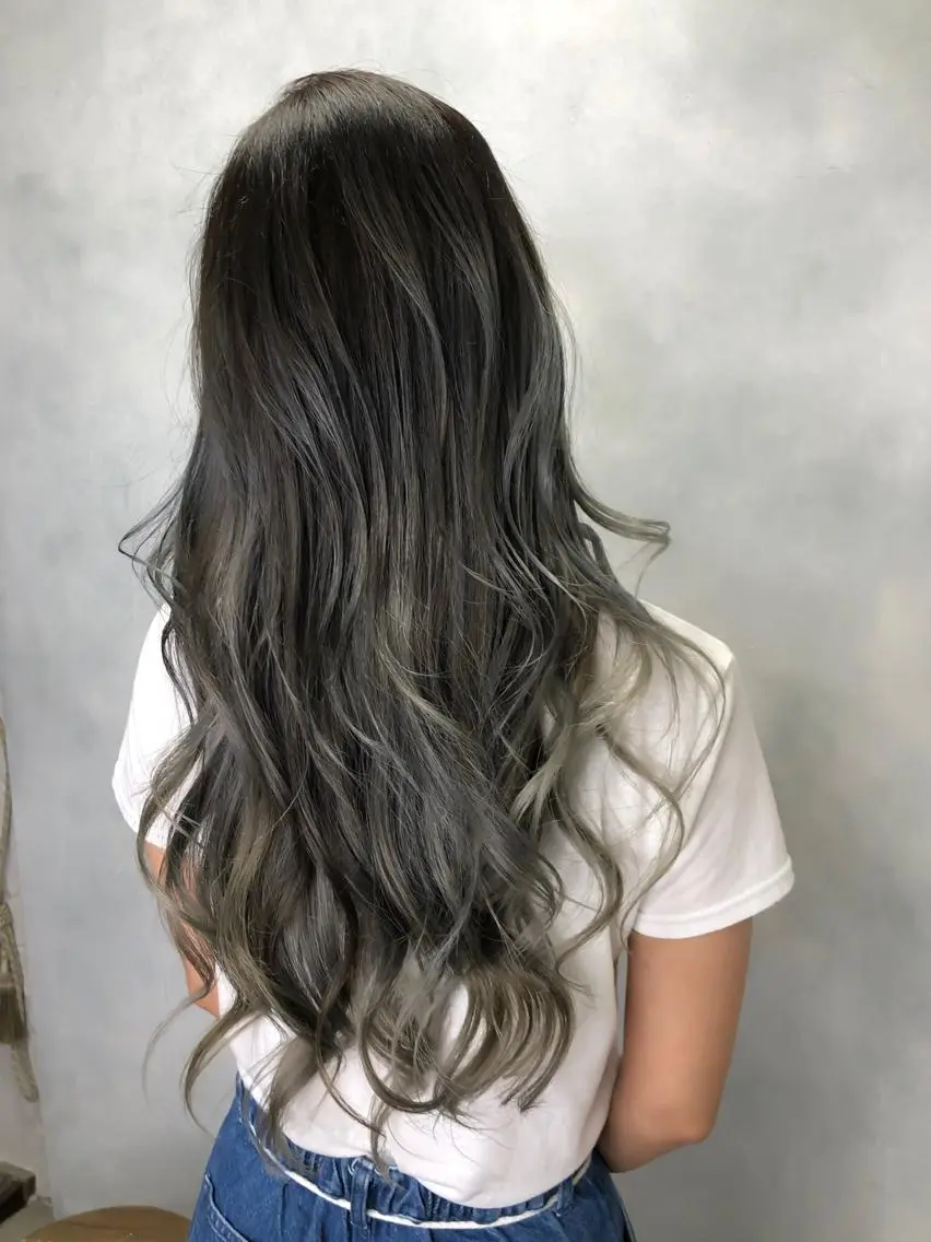 ロング カラー アディクシーカラー welring hair salonのヘアスタイル