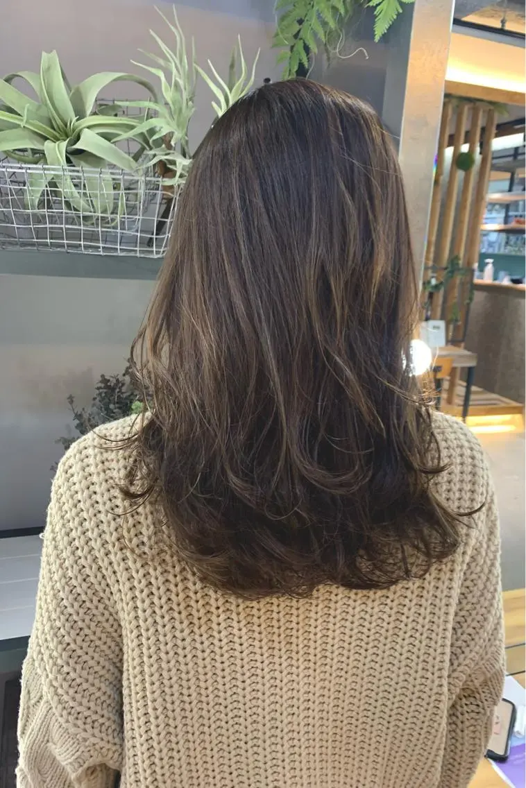 カラー ハイライトカラー 伊藤 裕也のヘアスタイル