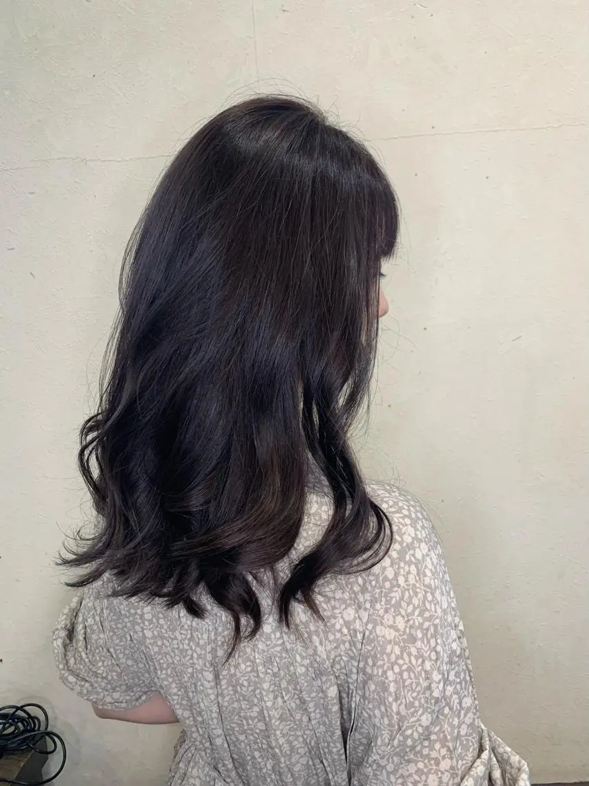 セミロング 佐藤 瑚碧のヘアスタイル
