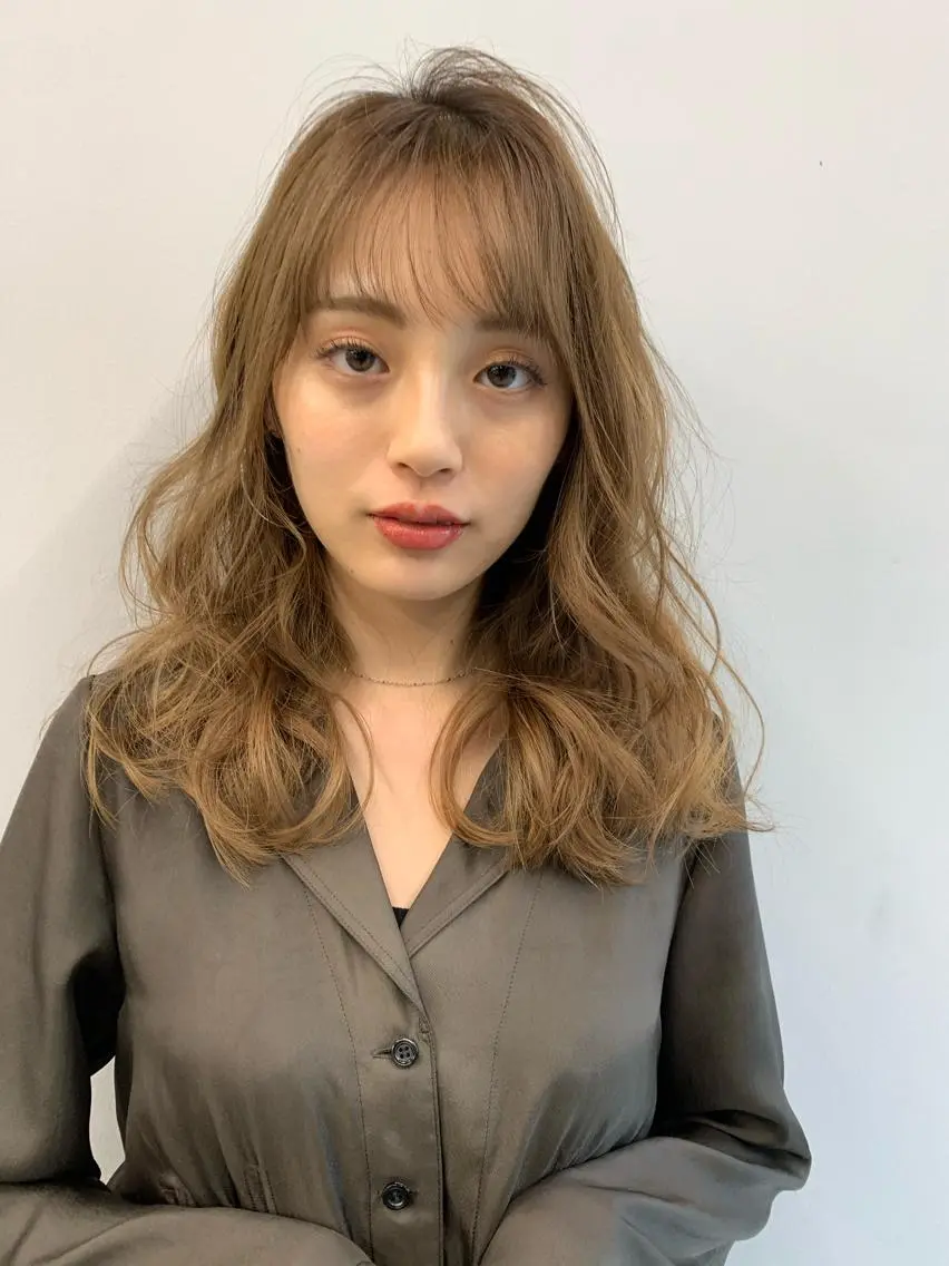 ミディアム カラー ミディアムパーマ ベージュカラー ブリーチ ケアブリーチ ダブルカラー 透明感カラー/縮毛 矯正/YUKAのヘアスタイル