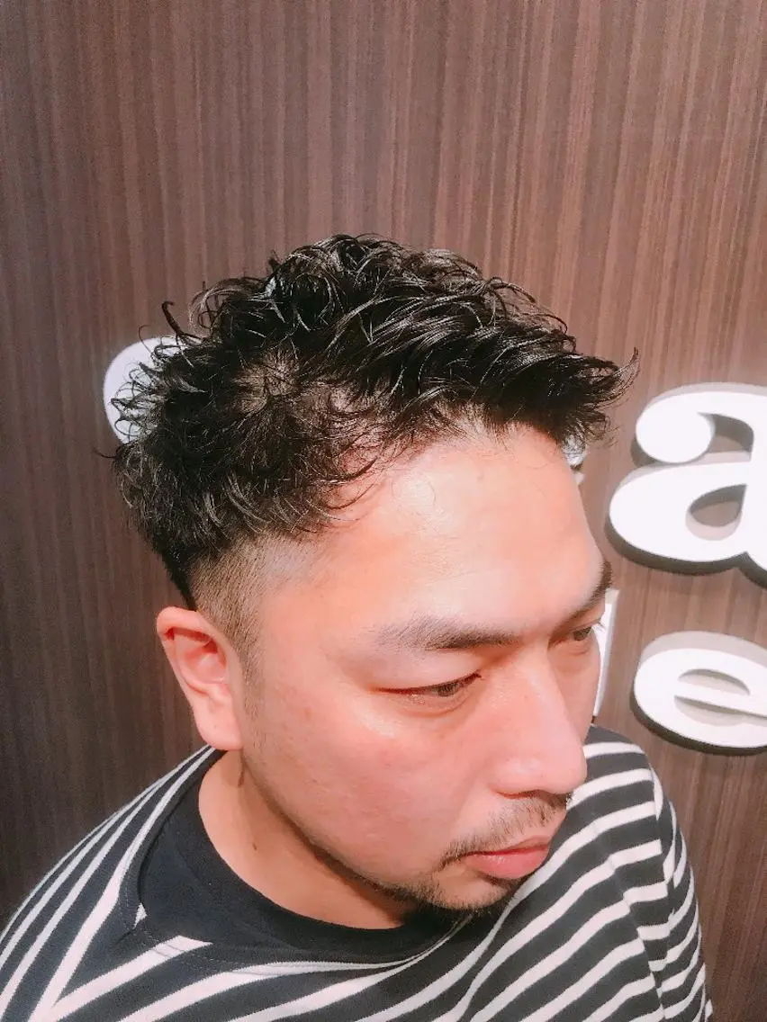 パーマ メンズ ショート メンズパーマ カット パーマ 前之園 ひかるのヘアスタイル