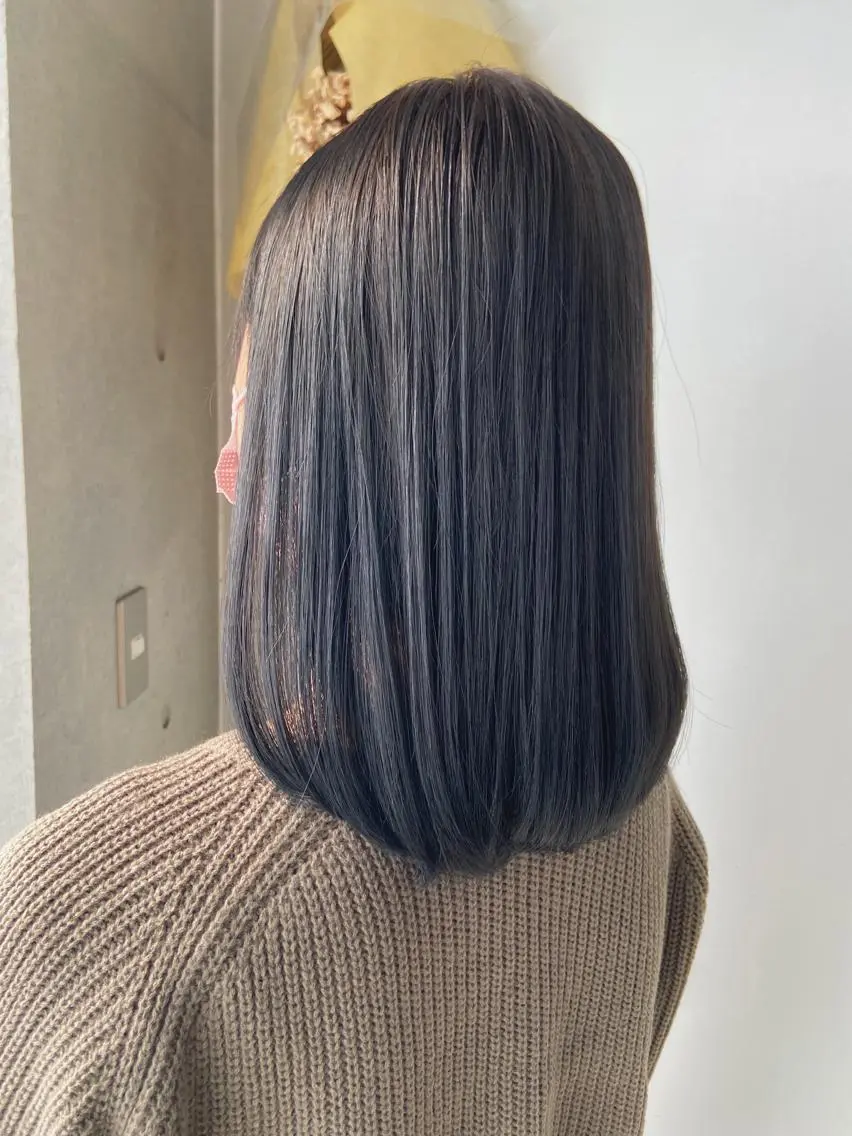 ミディアム カラー 黒髪 ブルーカラー ブルーブラック カット トリートメント 後藤 卓哉のヘアスタイル