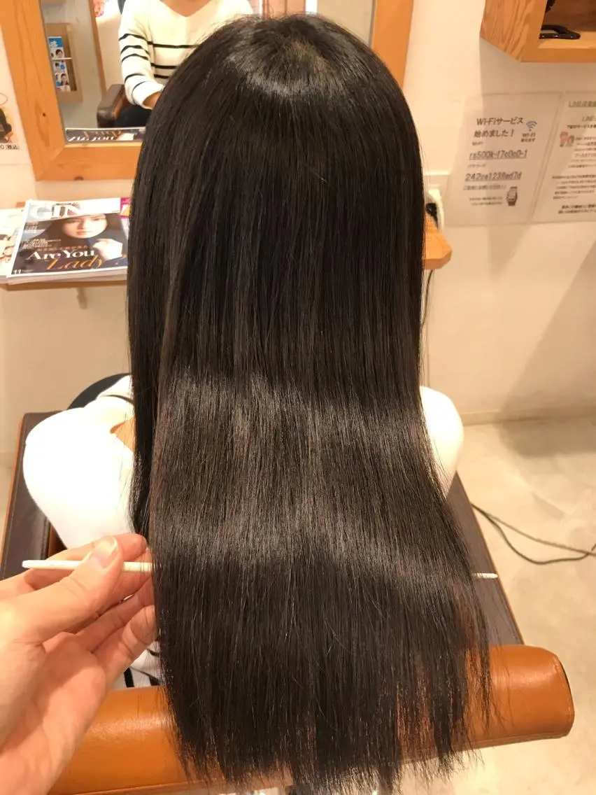 セミロング 縮毛矯正 ツヤ髪専門美容師 桑原 和誠のヘアスタイル