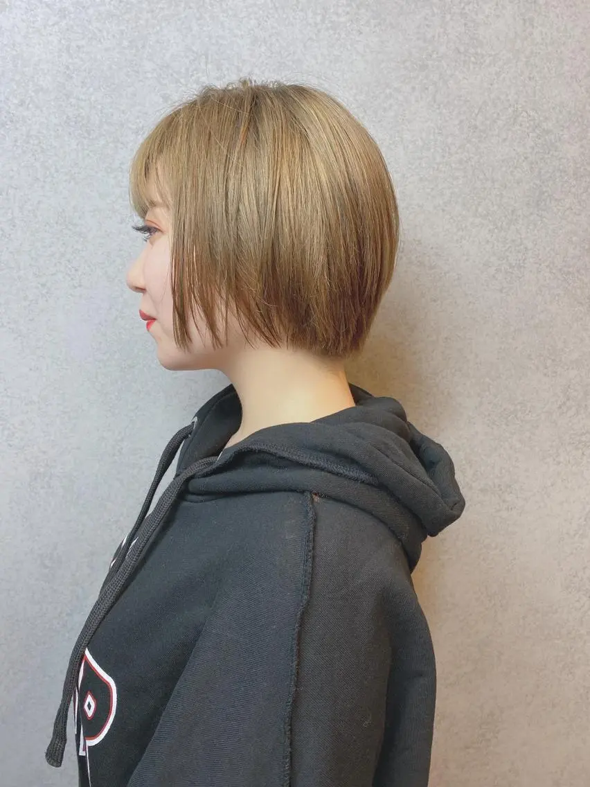 ショート カラー 丸山 晶平のヘアスタイル