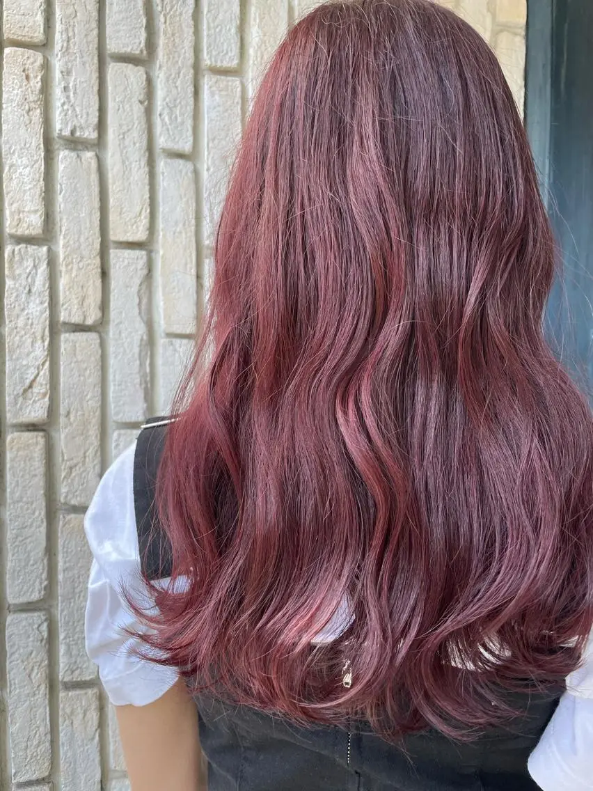 セミロング 宮下 祐香のヘアスタイル