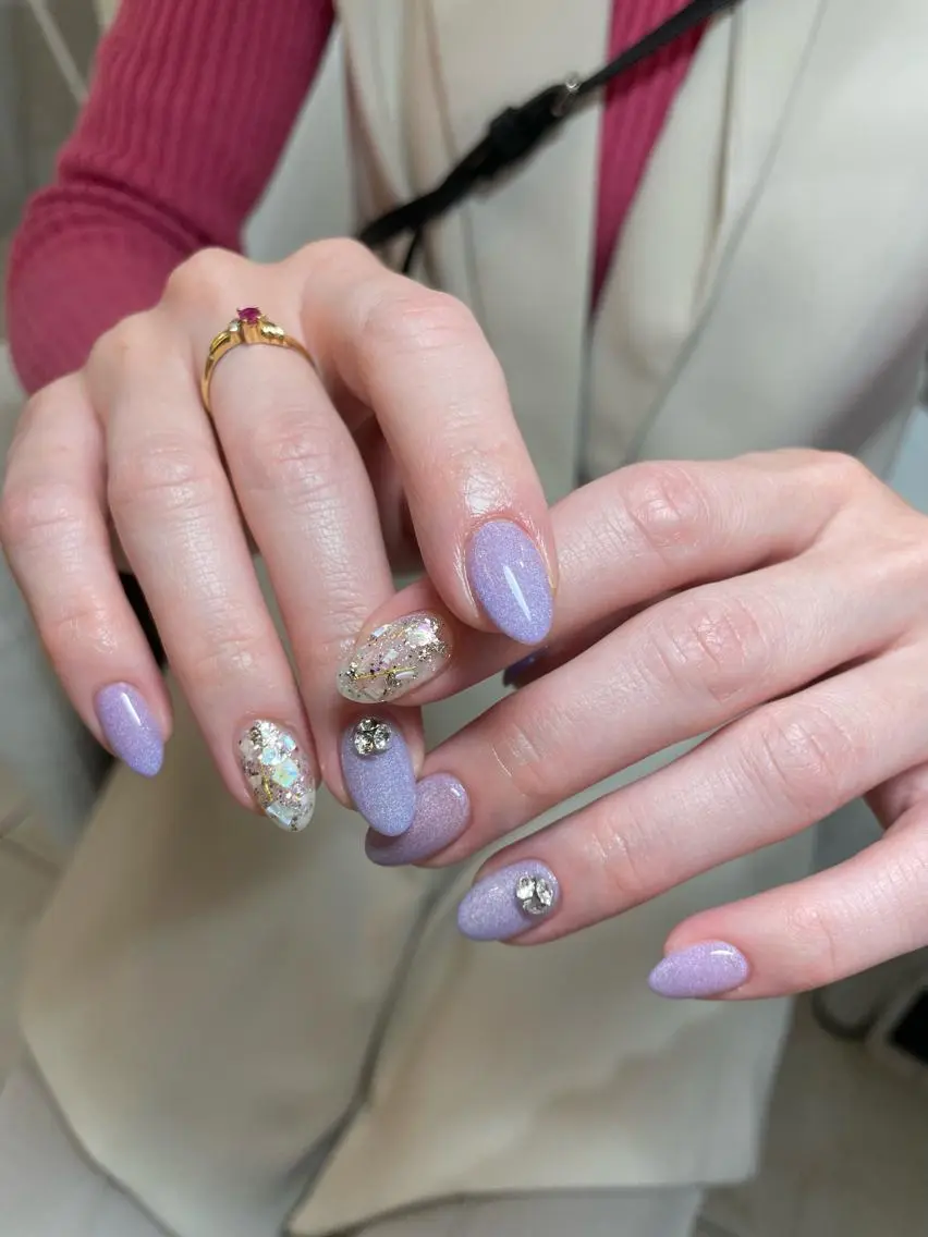 ネイル ハンドネイル フットネイル with hues AYAのネイルデザイン