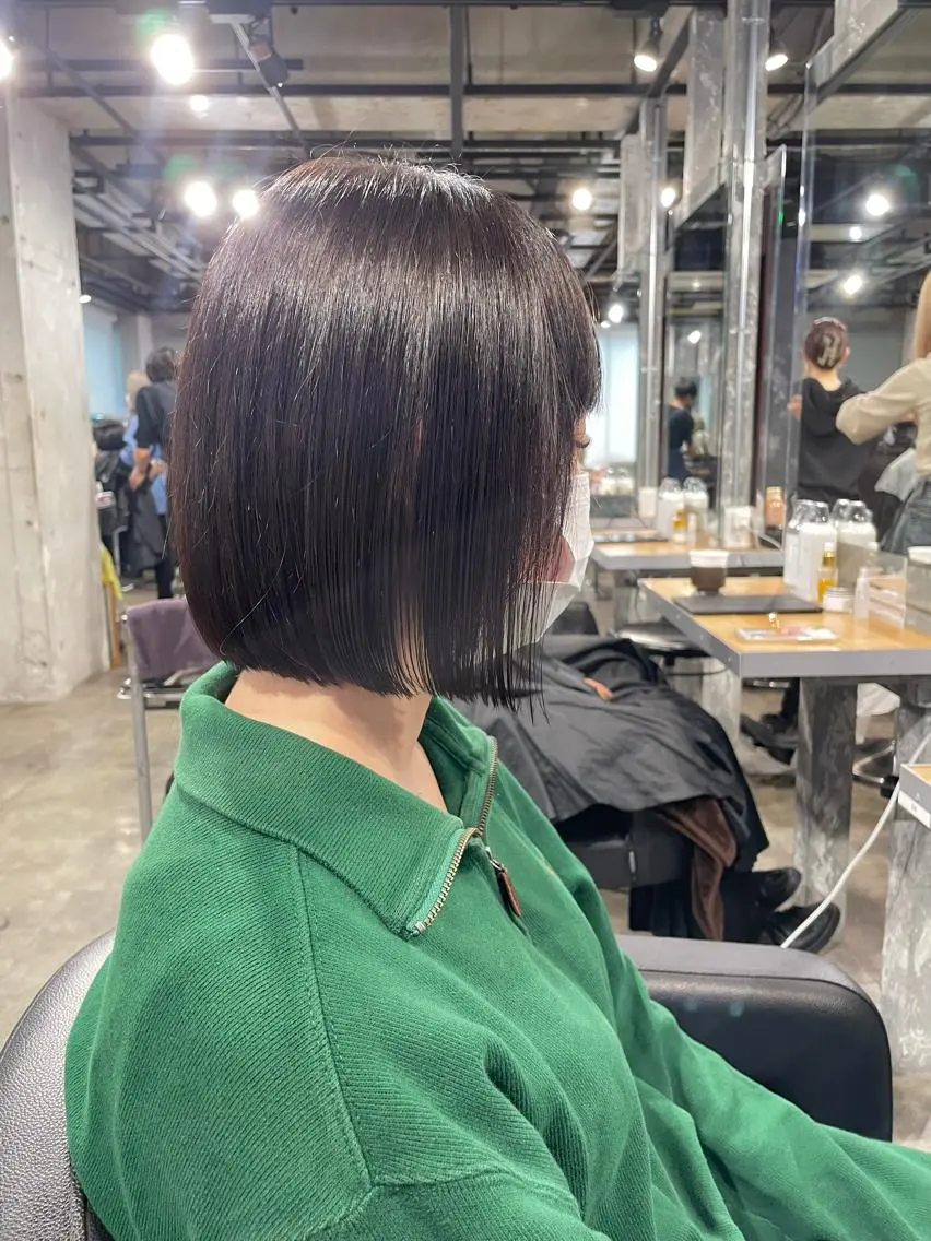 ショート カラー パーマ ヘアアレンジ メンズ キッズ ネイル マツエク・マツパ アイブロウ 透明感カラー・レイヤ ー🎀amika🎀のヘアスタイル