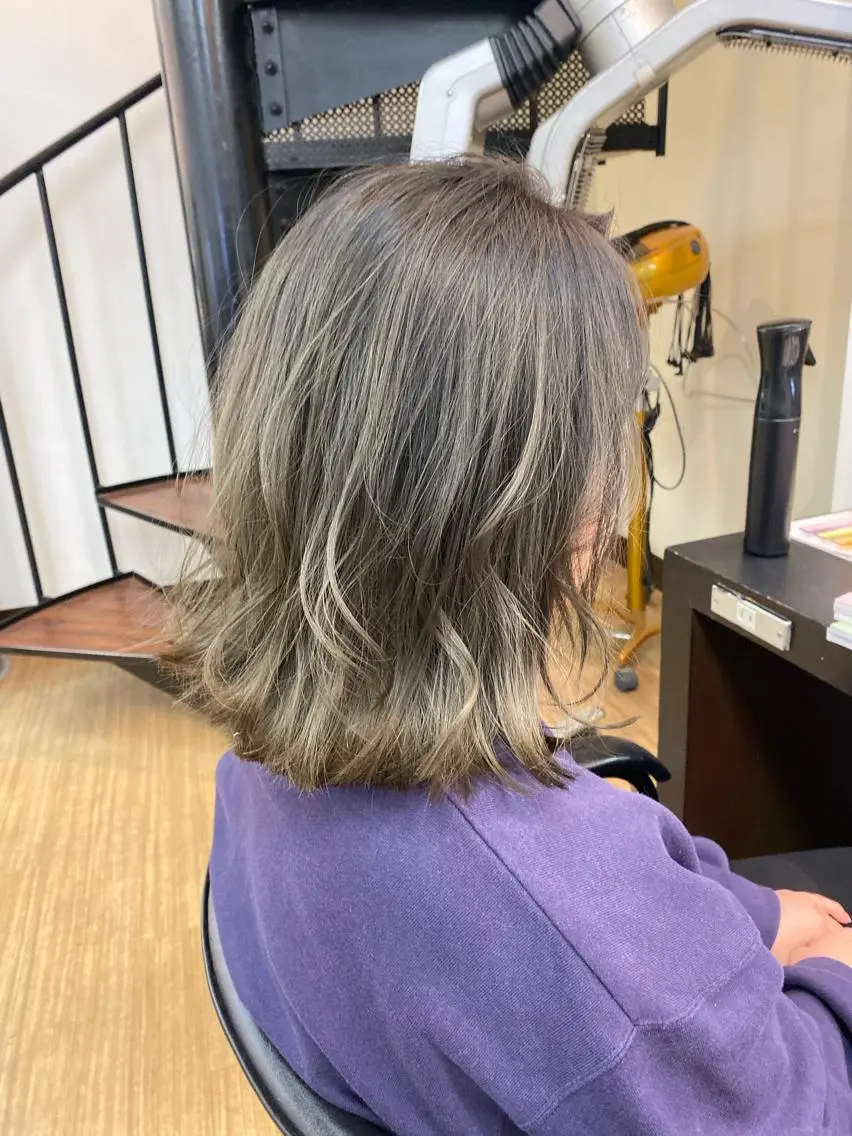 ミディアム ヘアカラー 藏本 剛史のヘアスタイル