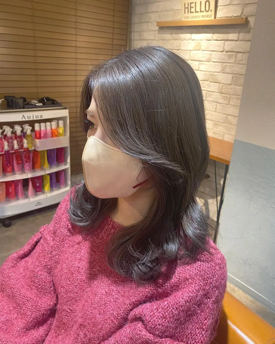 カラー カット ヘアカラー トリートメント 🩵盛れる顔周りヘア EMI🩵のヘアスタイル