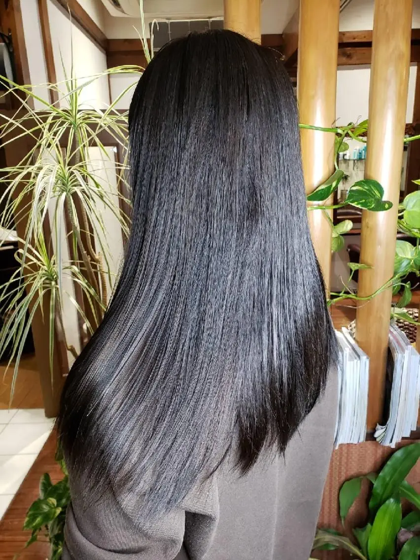 ロング 青山 早智子のヘアスタイル