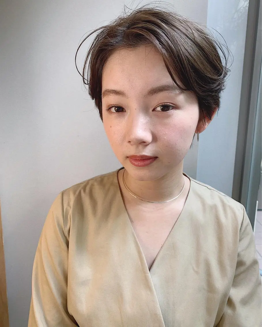ショート カラー パーマ ヘアアレンジ ハンサムショート ショートヘア 小顔カット 松田 亮葉のヘアスタイル