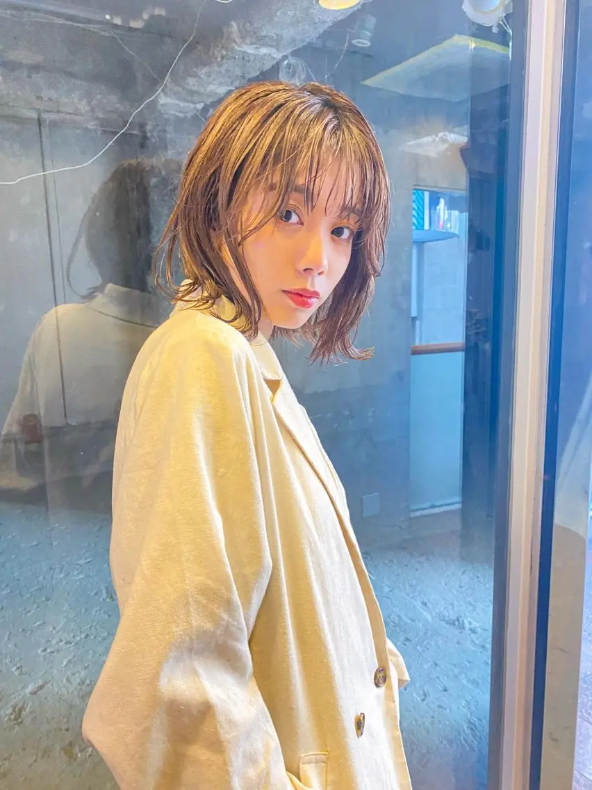 ミディアム カラー カット ヘアカラー トリートメント 一ノ瀬 暁のヘアスタイル