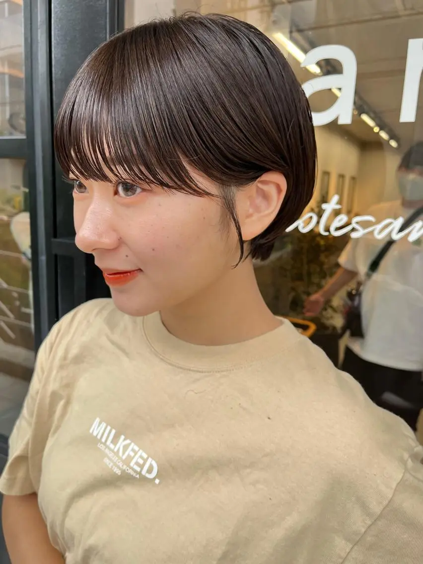 ショート カラー ✨艶髪✨ 奈須晴香のヘアスタイル
