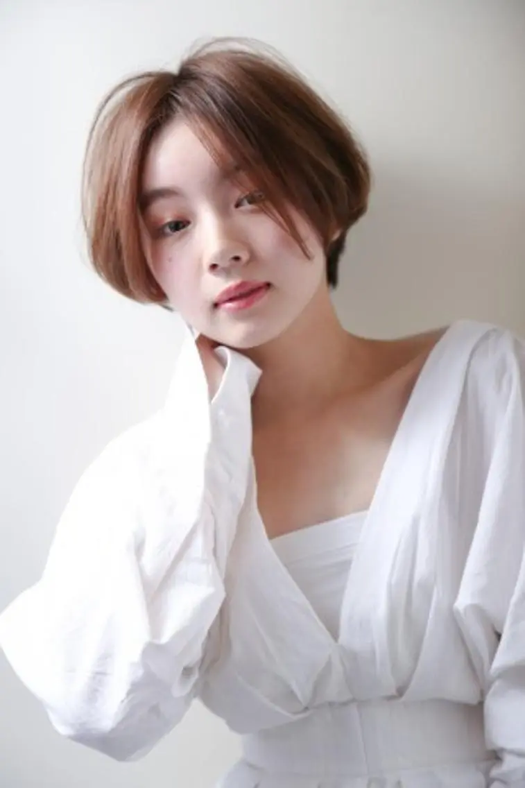 ショート 🐺ウルフ/レイヤー 似合わせ‎🤍沙羅のヘアスタイル