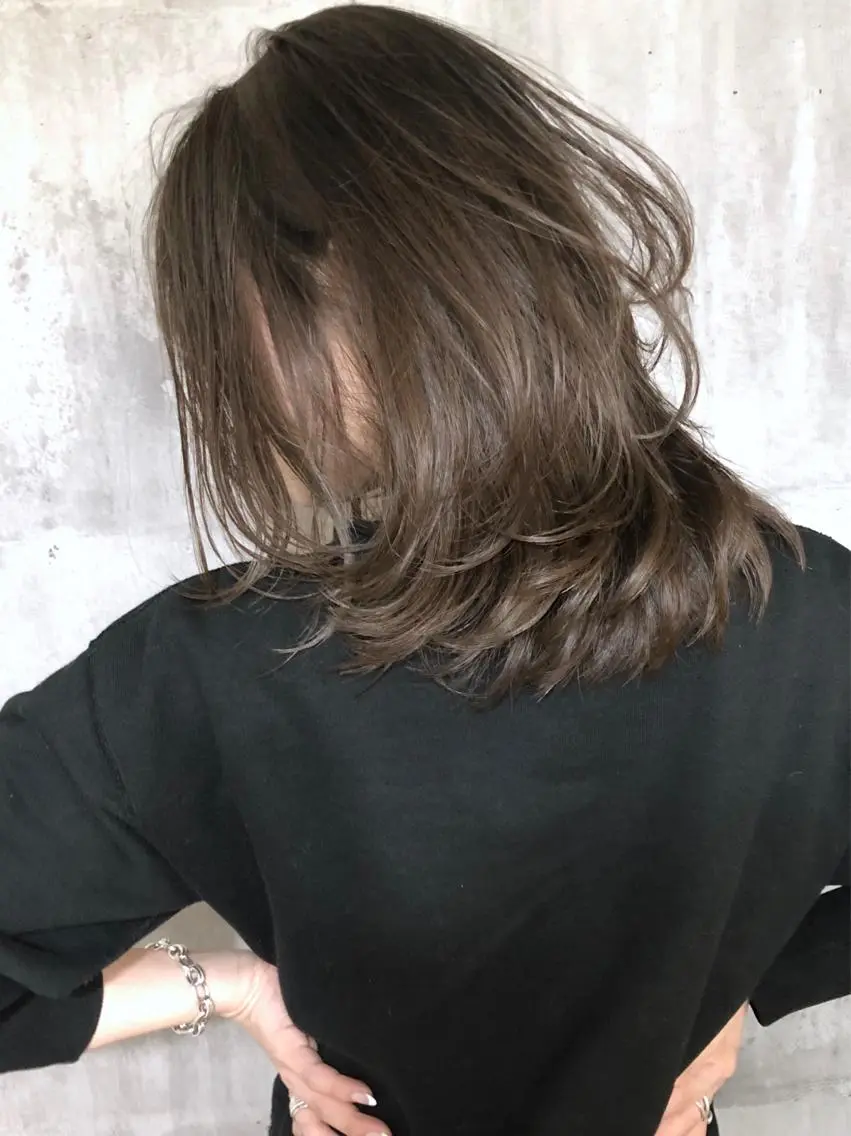 ショート カラー カット ヘアカラー トリートメント 井坂 弘人のヘアスタイル