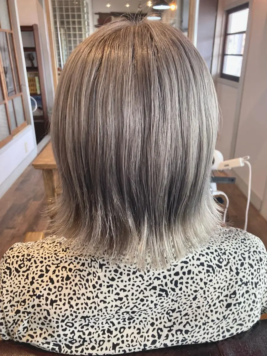 ミディアム タカツド ユウキのヘアスタイル