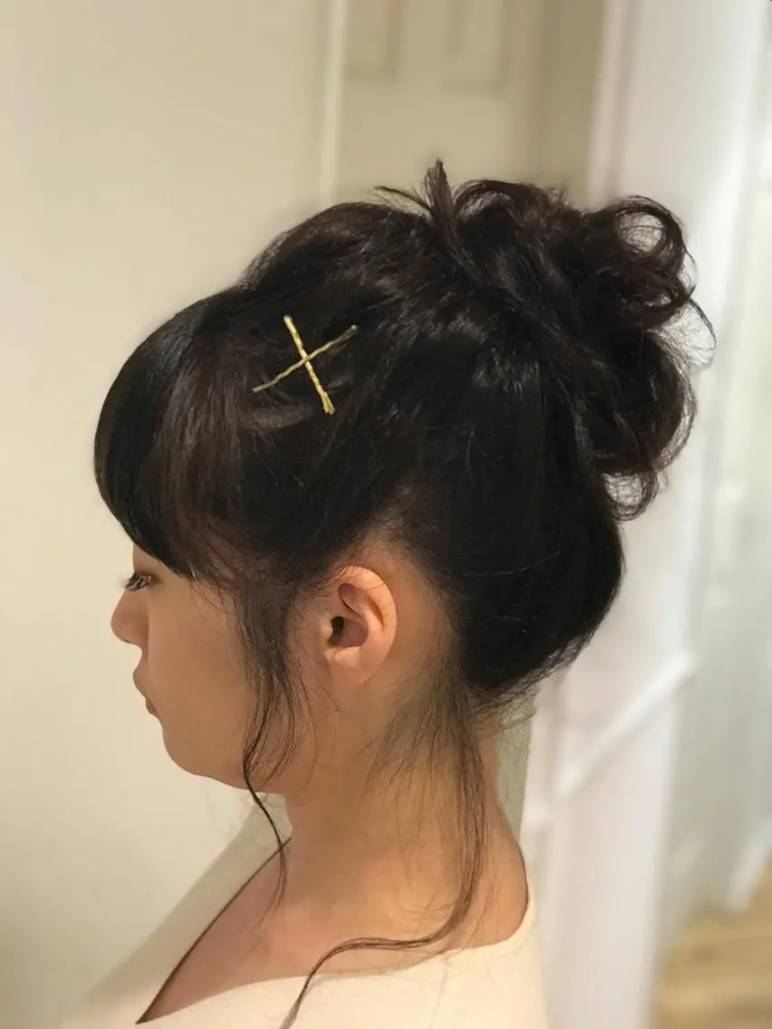 ヘアアレンジ お団子ヘア 🎨美大卒美容師🎨 まっきーのヘアスタイル
