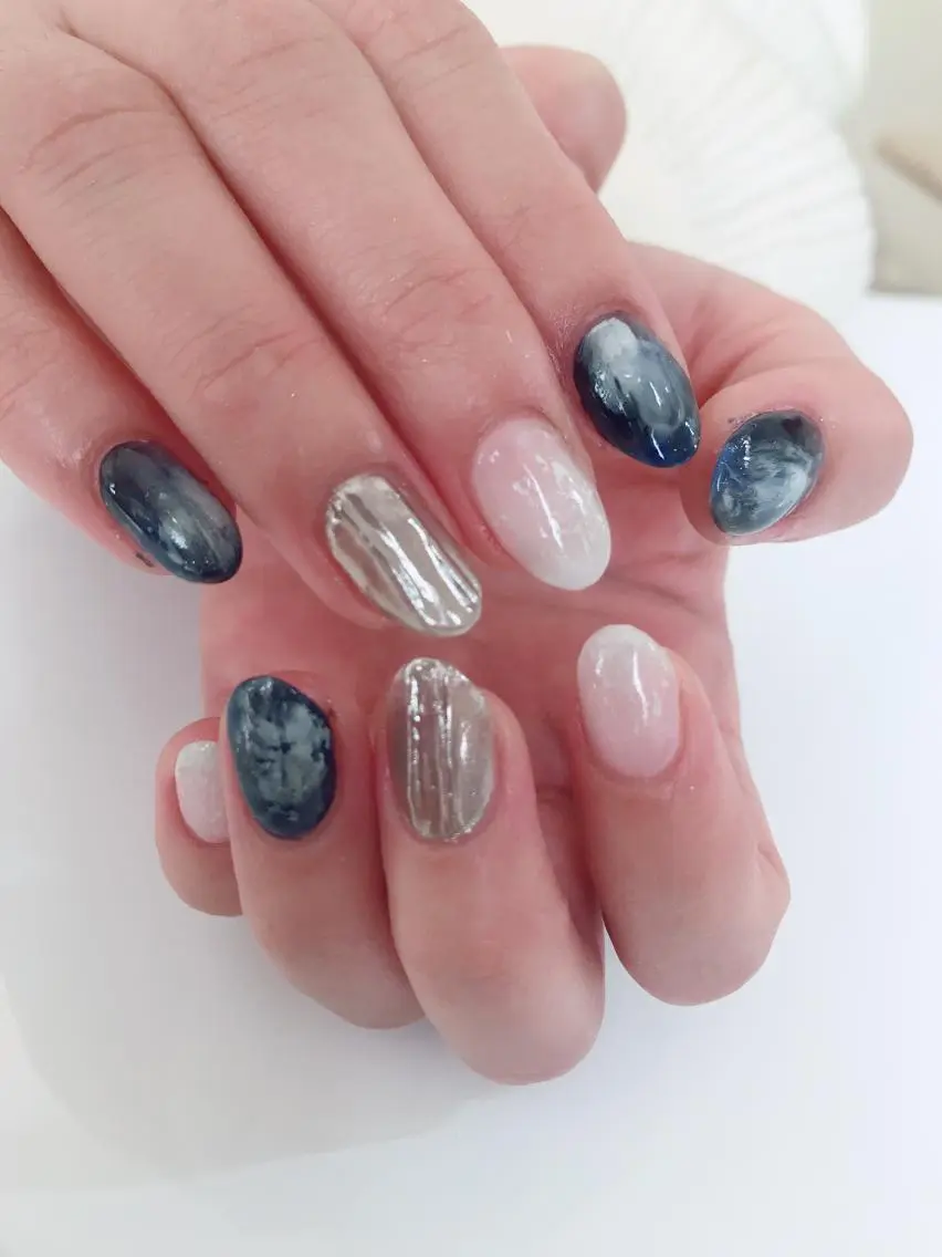 ネイル ニュアンスネイル fufu la.のネイルデザイン
