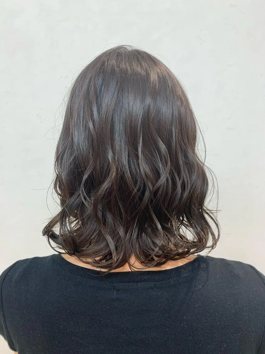 ミディアム 透明感ハイライト◎ 伊藤夏海のヘアスタイル