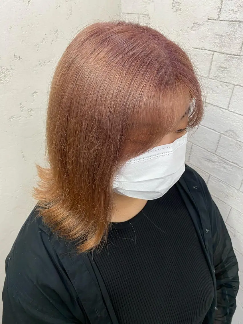 ミディアム カラー ベージュカラー ピンクカラー ピンクベージュ グレージュ達人/赤み 消し/ブリーチ/岩崎のヘアスタイル