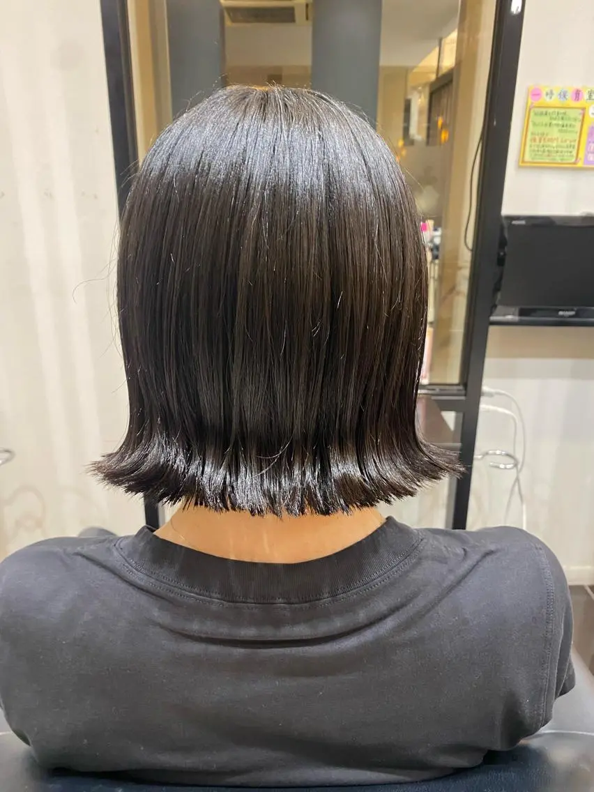ショート ボブ 外ハネヘア カット トリートメント 福原 未来のヘアスタイル