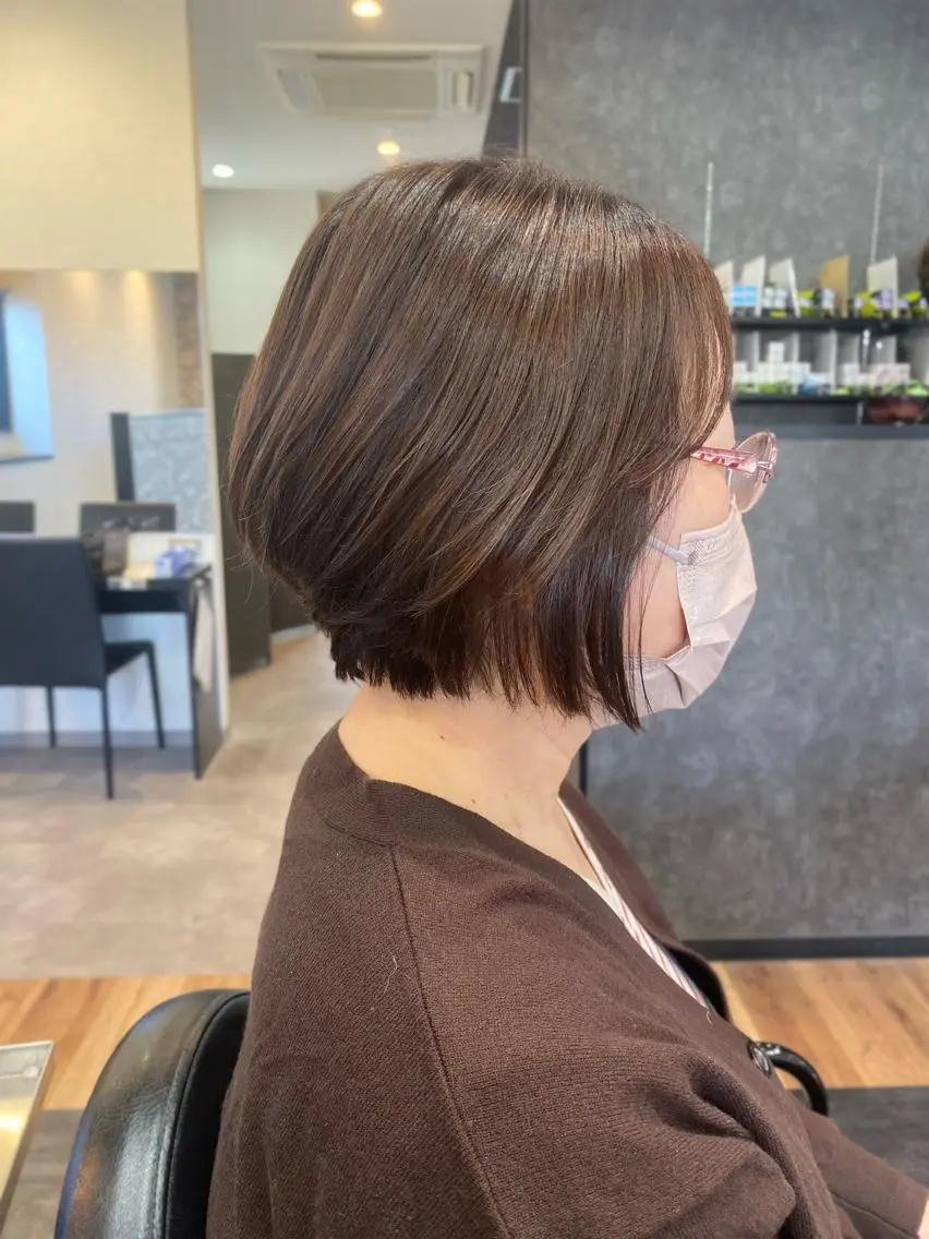 ショート カラー カット ヘアカラー 矢部 萌深のヘアスタイル