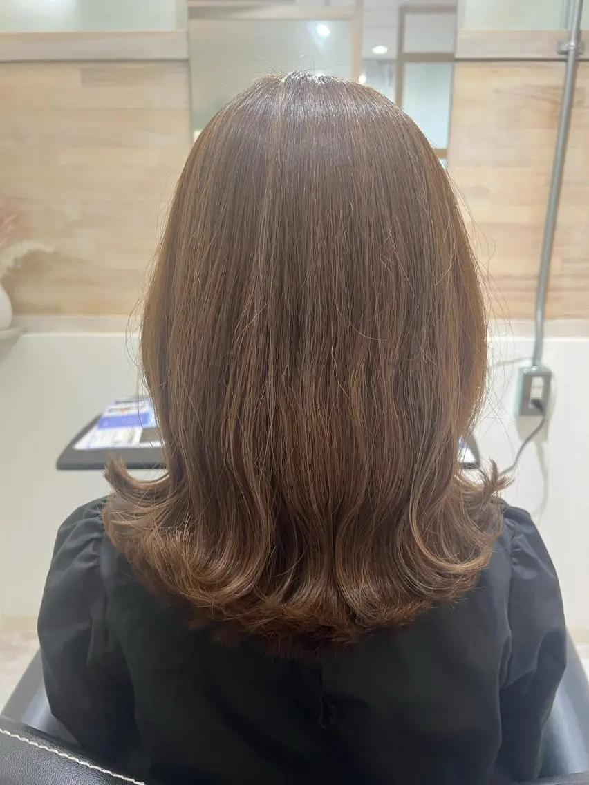 ミディアム カラー ベージュカラー ブリーチ ダブルカラー ブリーチなしカラー 🥣🫧艶カラー 🦋アカマ ミユ🦋のヘアスタイル