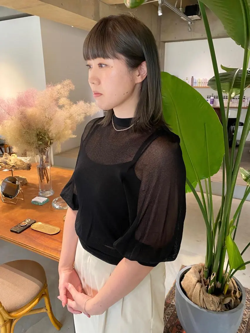 ミディアム くびれヘア くびれレイヤー レイヤーカット 聖 来のヘアスタイル