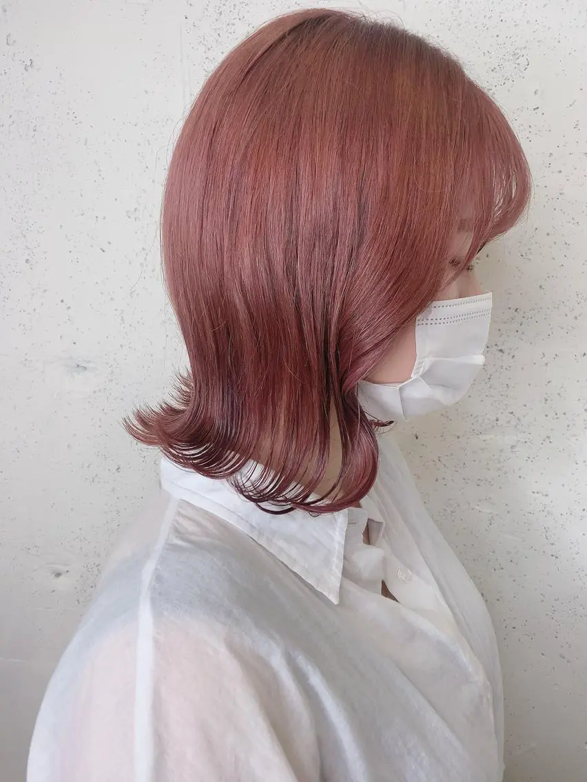 ショート カラー 透明感ハイトーン🦄 キラ🌈のヘアスタイル