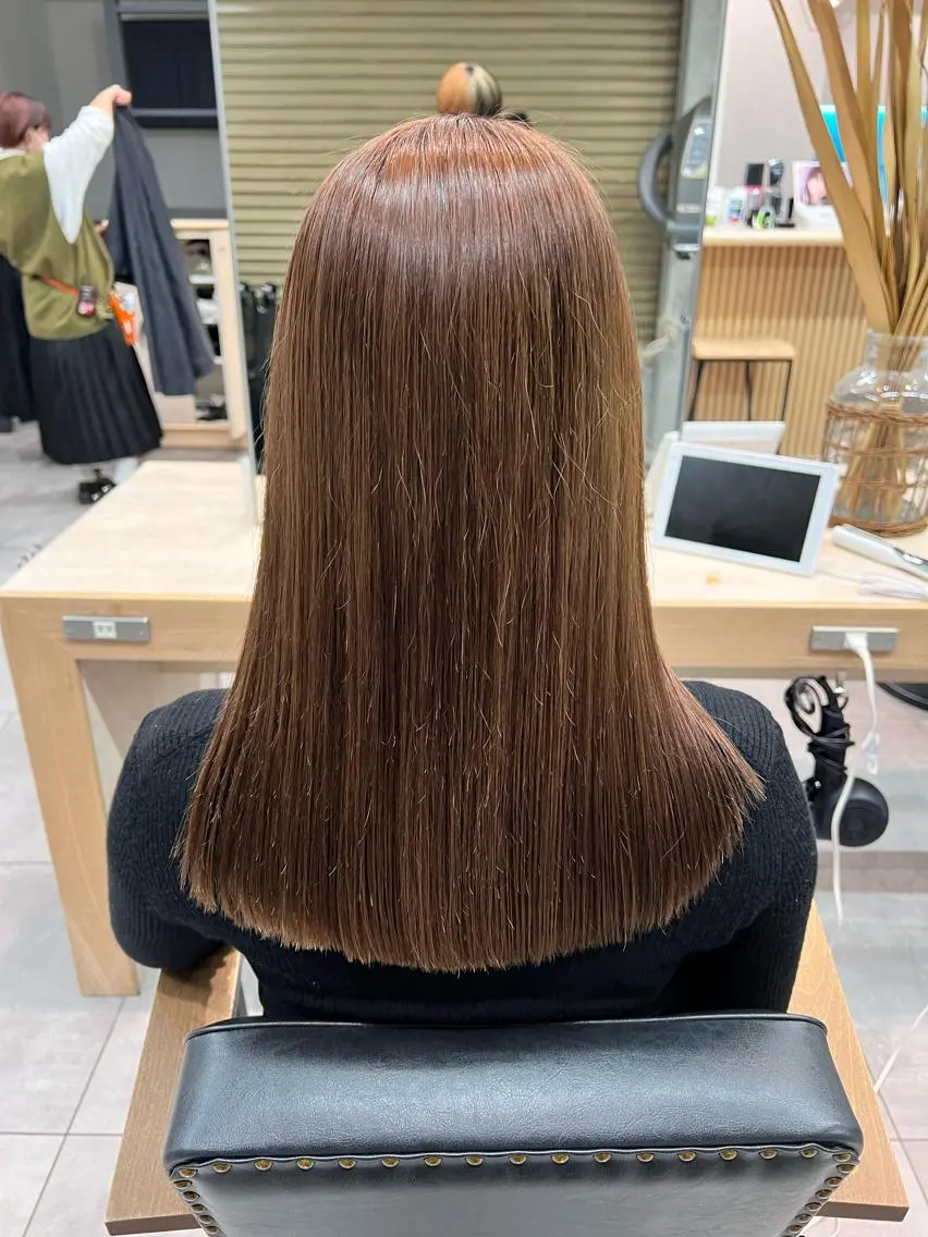 セミロング カラー ブラウンカラー ピンクカラー ピンクブラウン トリートメント ヘアカラー トリートメント 🌞レイヤー×カラー 前川那津美🌞のヘアスタイル