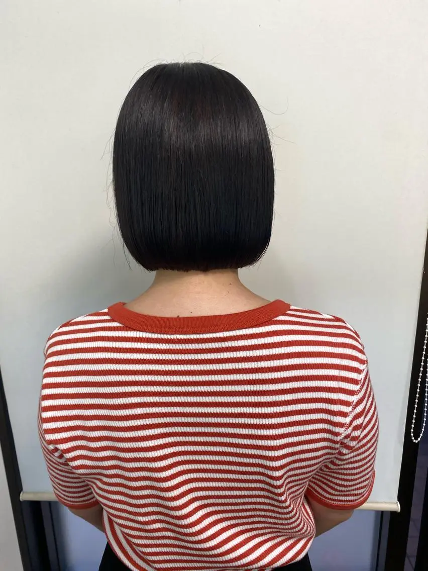 ショート カット ブリーチカラー🫧 森　凪沙のヘアスタイル