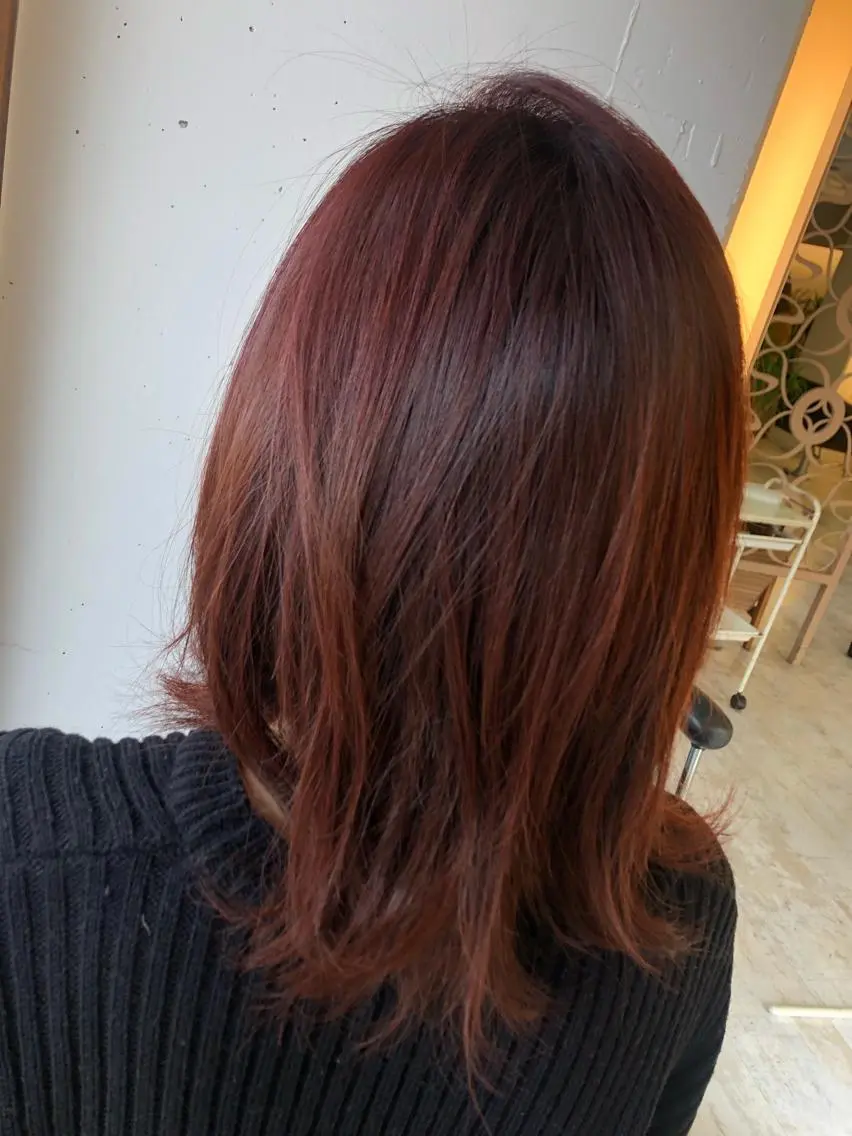 ミディアム カラー ヘアカラー 山田 笑みのヘアスタイル