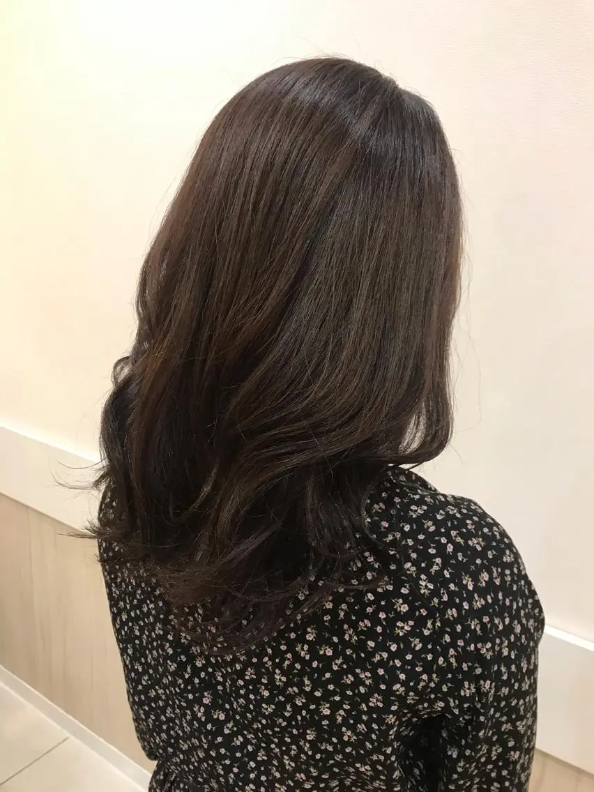 ミディアム パーマ yukari 艶髪ヘアのヘアスタイル